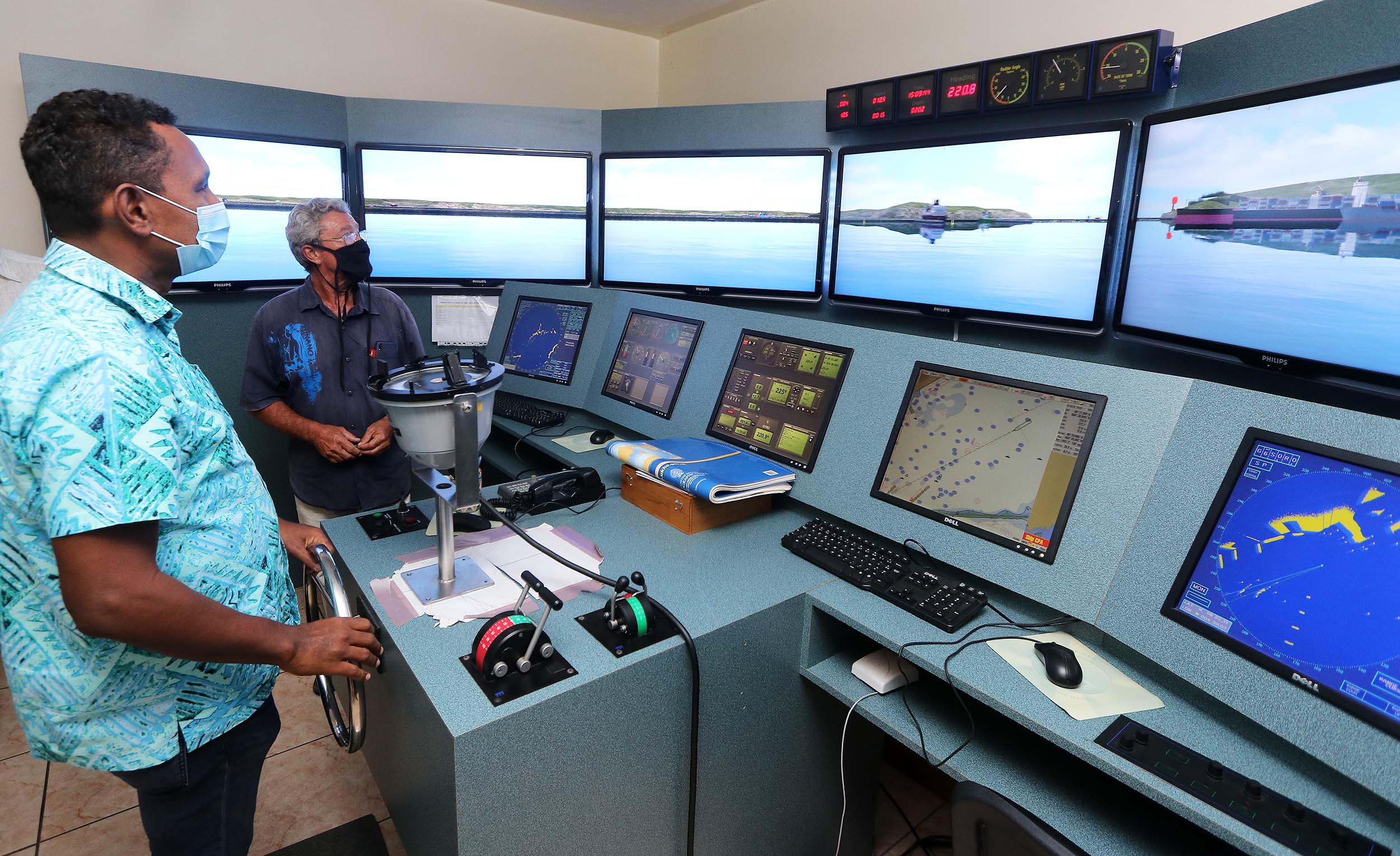 Le vice-président visite le Centre des Métiers de la Mer de Polynésie française